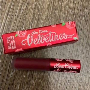 Deep red liquid Matt lip